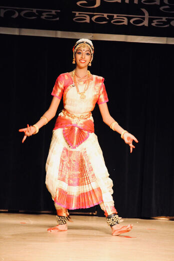 Traditional Indian Dance, With Room for New Blood - The New York Times